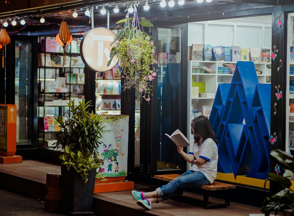 書店ビジネスプラン：エグゼクティブサマリー